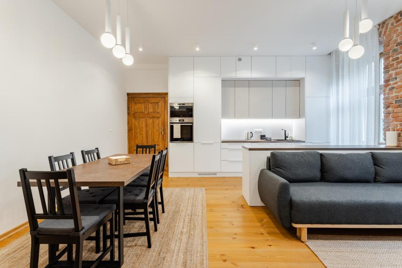 Apartment Two Bedroom Very Berry In With Desk By Renters