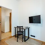 Two Bedroom Very Berry Apartment In Poznan With Desk By Noclegi Renters