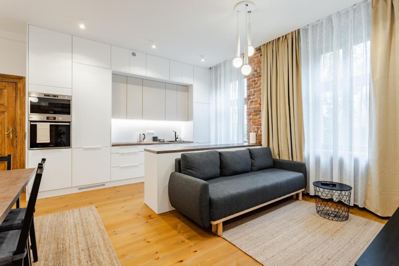 Apartment Two Bedroom Very Berry In With Desk By Renters *